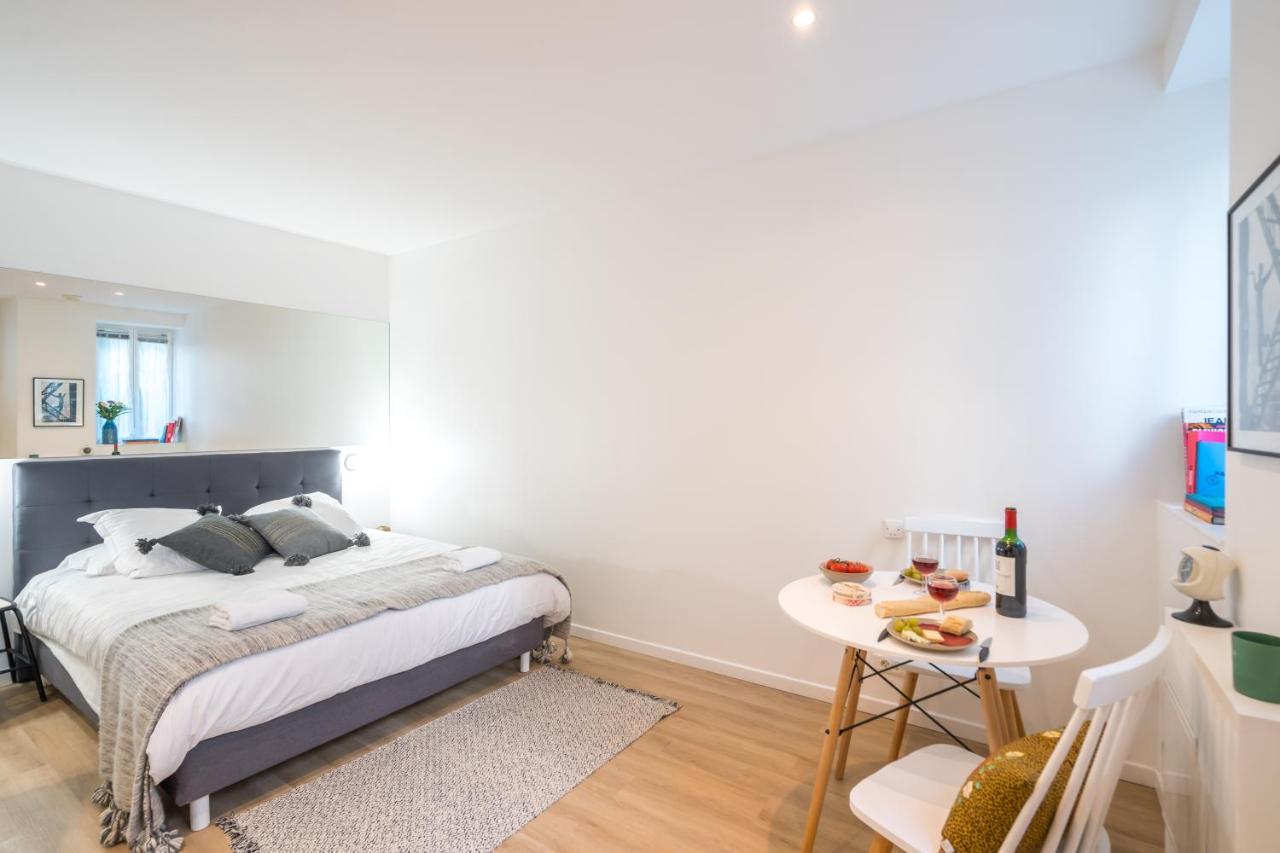 פריז Studio Terrasse Privee 5 Min To Eiffel Tower מראה חיצוני תמונה